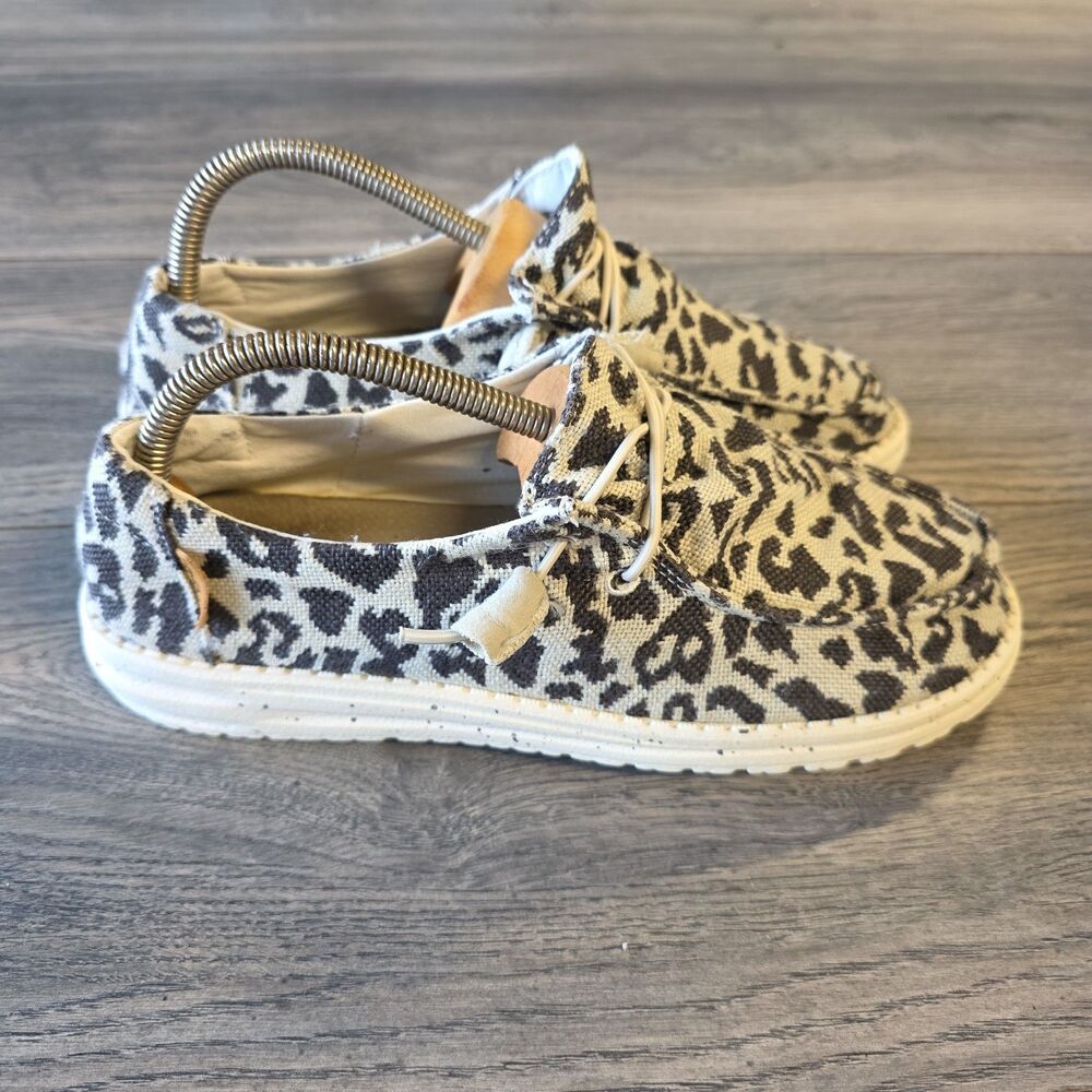 Hey Dude Shoes Wendy Woven Cheetah Gray Womens Sz 8